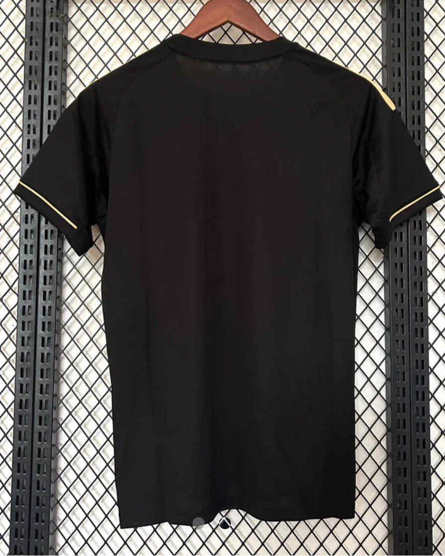 LIVERPOOL NOIR/OR CONCEPT